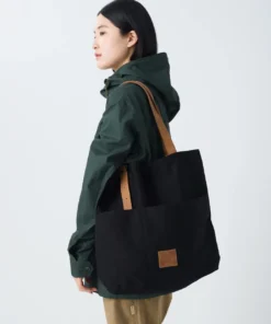Field Middle Handbag