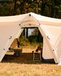 Land Nest Shelter in Ivory
