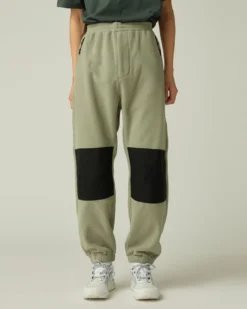 Mountain of Moods Fleece Pants